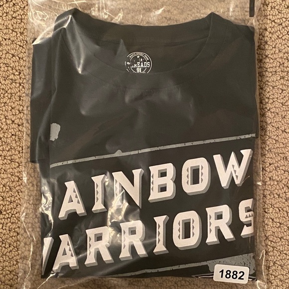 UH University of Hawaii Manoa Rainbow Warriors Tee Shirt Men M Medium - Picture 5 of 5